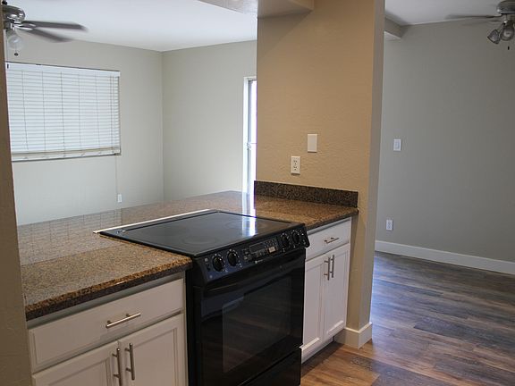 3rd image of 1500 W Rio Salado Pkwy Unit 123