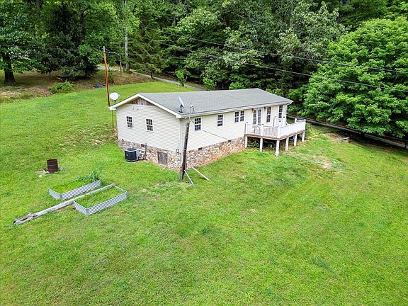 5th image of 2528 Old Hurst Rd