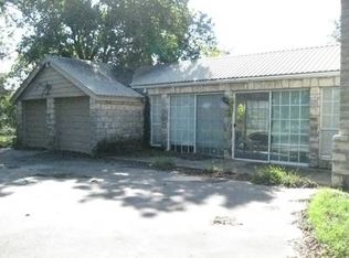 108 Tibbs Dr, Valley Mills, TX 76689