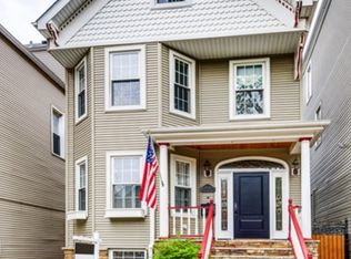 3253 N Leavitt St #1, Chicago, IL 60618