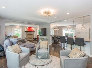 21 Bear Brook Ln, Livingston, NJ 07039