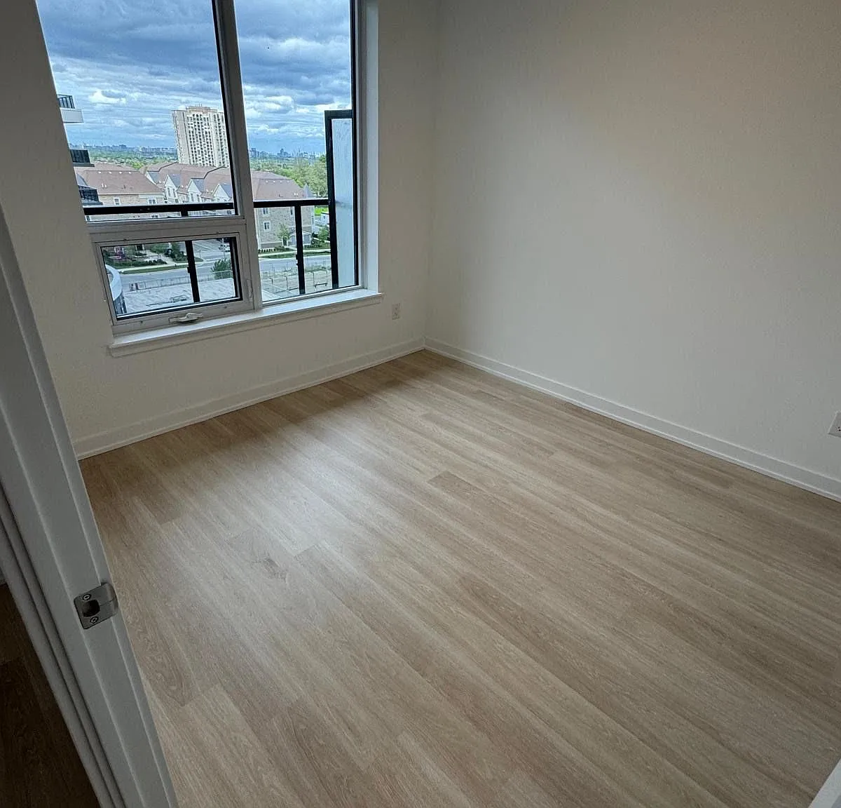 2 bed, $2,350 — Photo 4
