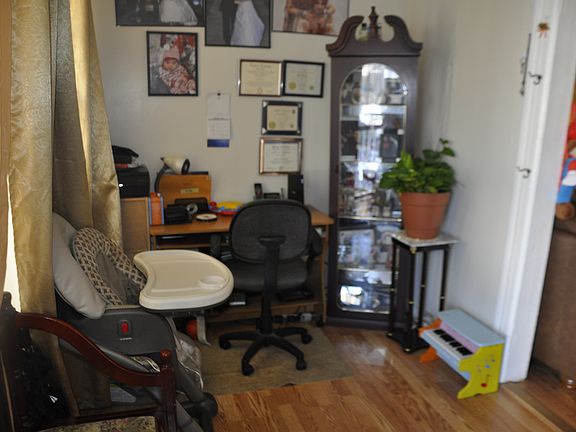 4th image of 10232 127th St