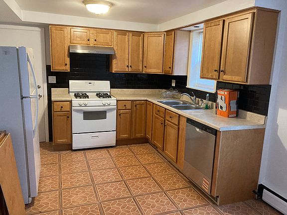 3rd image of 3601 N Osceola Ave #G