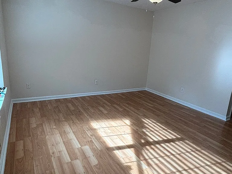 1715 Crystal Lake Dr — Photo 34