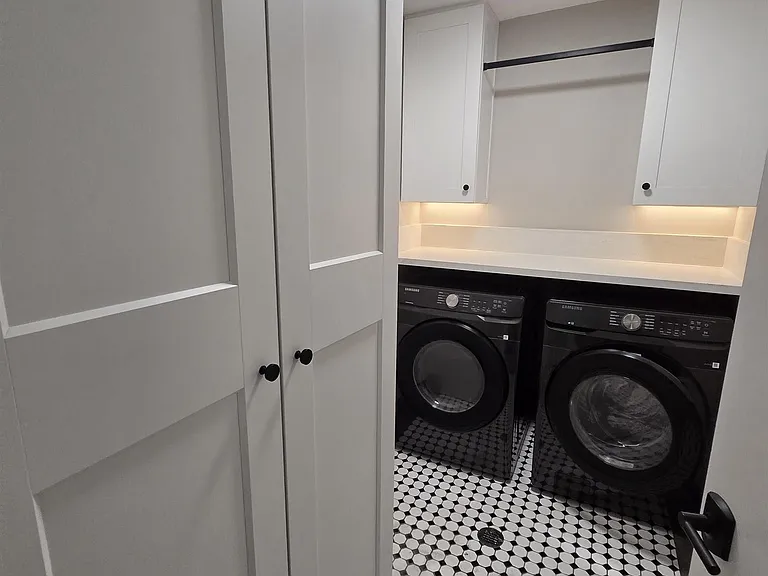 1440 E Laguna Pl — Photo 12