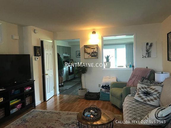 5th image of 15 Burleigh Rd APT 3