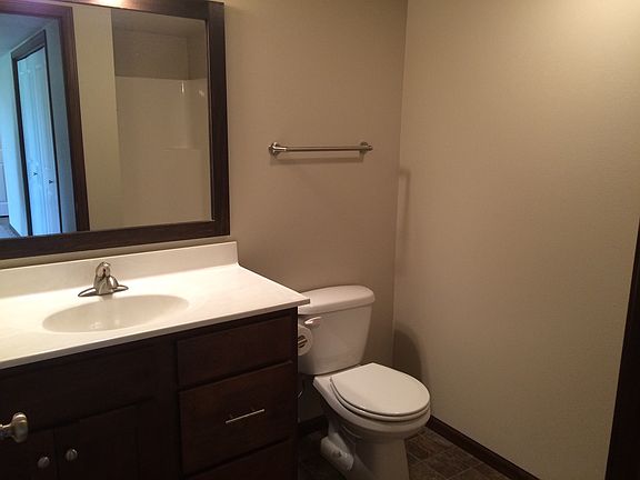 3rd image of 1807 Jonathan St