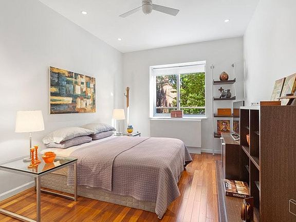 5th image of 300 W 135th St APT 2U