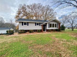 210 Wood Rd, Taylorsville, NC 28681