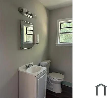 3 bed, 1200 sqft, $1,200 — Photo 4