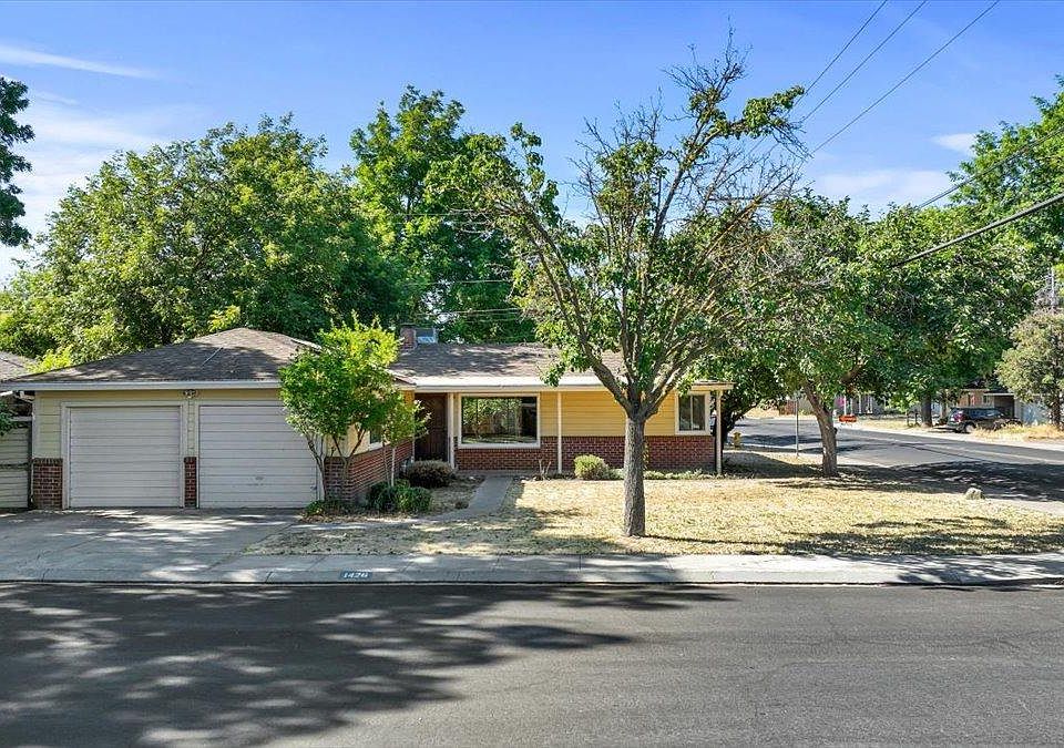 1st image of 1426 Cherrywood Dr