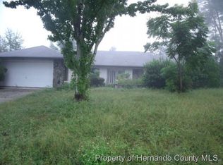 9395 SE Oak Grove St, Spring Hill, FL 34608