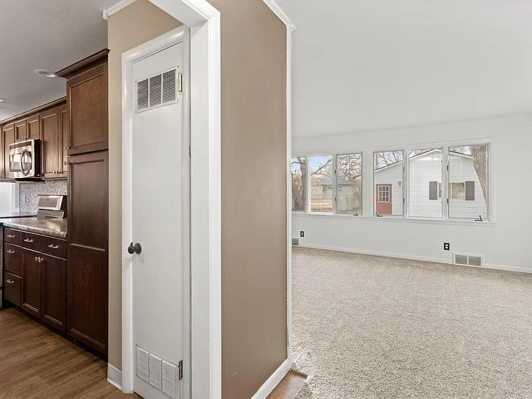 2104 Silver Sage Trl — Photo 1