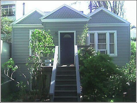close up of house on back of lot