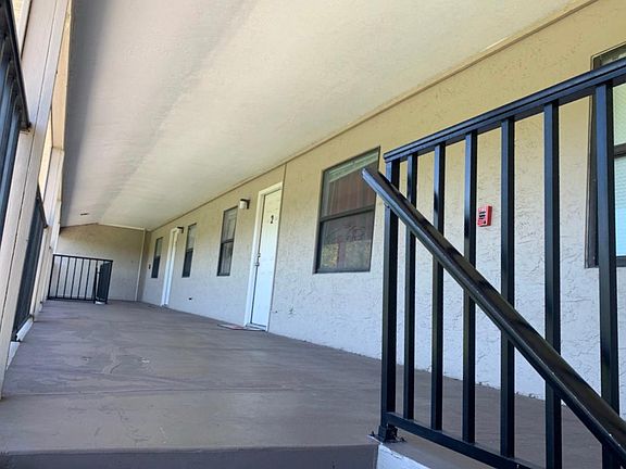 2nd image of 14260 Tamiami Trl APT 1