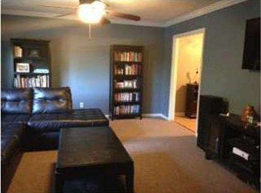 4th image of 1325 Northgate Cir