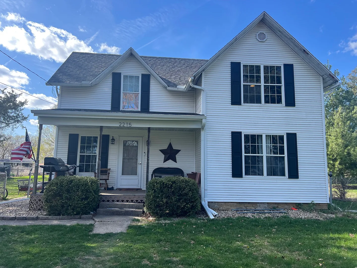 2215 Deets Rd photo 1