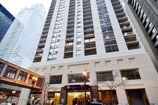1st image of 200 N Dearborn St Unit 2403