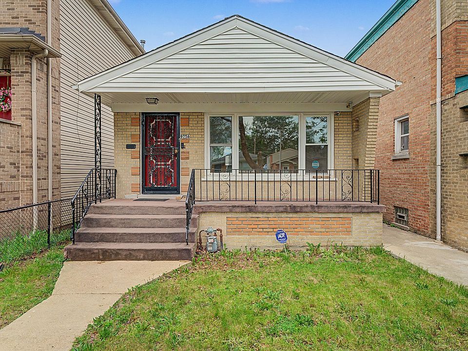 1st image of 9256 S Calumet Ave