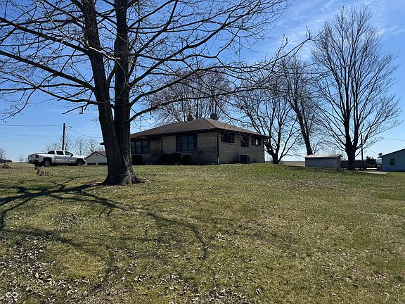 4th image of 3067 E County Road 875 N