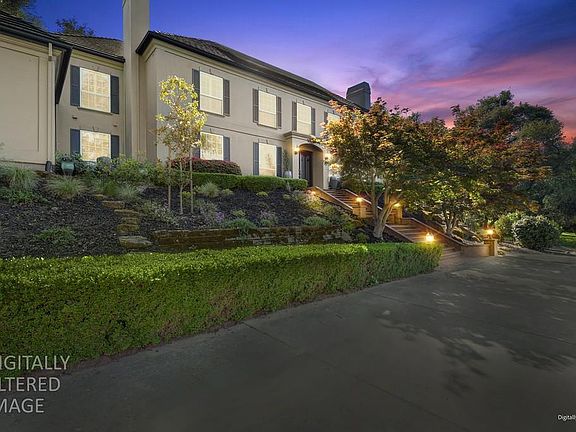 3rd image of 8860 Los Lagos Cir S Unit S