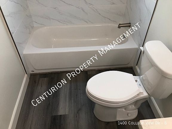 4th image of 1400 College View Dr APT B