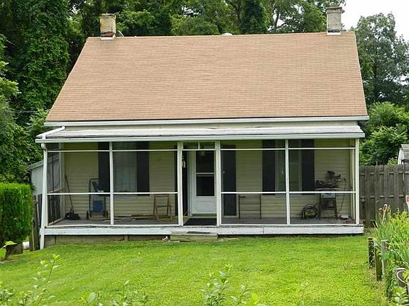 2nd image of 388 Summers St