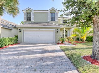 120 Berenger Walk, Royal Palm Beach, FL 33414