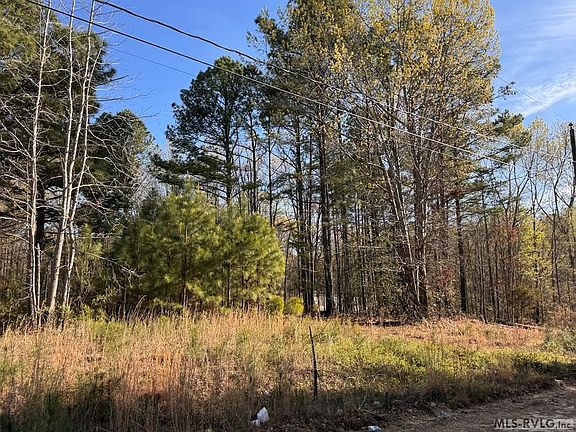 4th image of 163 Deer Run Dr