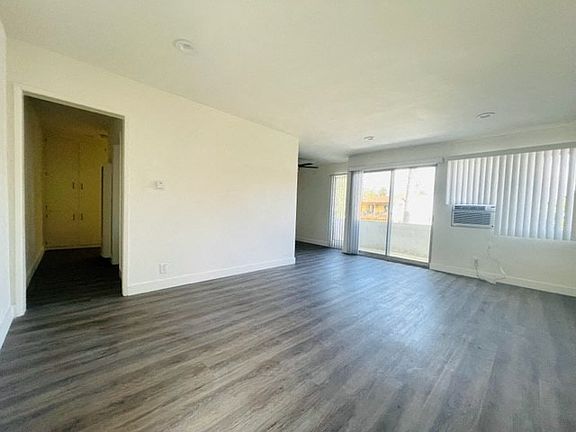 5th image of 2311 S Bentley Ave APT 18