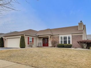11879 Chatfield Xing, Huntley, IL 60142