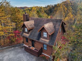 3860 Katelyns Ln, Sevierville, TN 37876