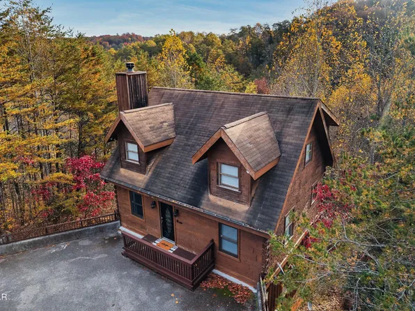 3860 Katelyns Ln, Sevierville, TN 37876