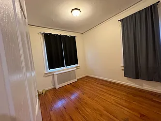 Rented by Zikos Realty Services