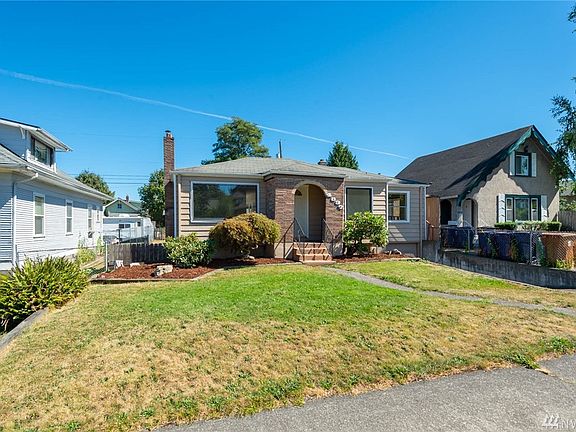 2nd image of 4837 Yakima Ave