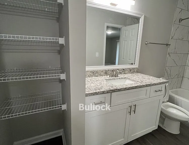1035 Seasons Pkwy — Photo 14
