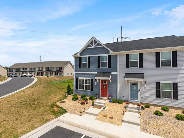 780 Carson Cir, Grottoes, VA 24441
