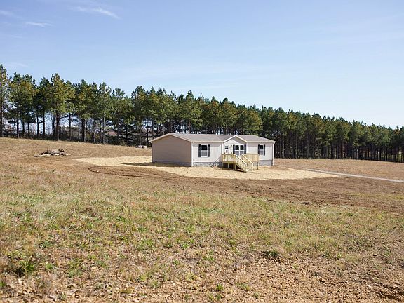 2nd image of 77 Cumberland Dr S