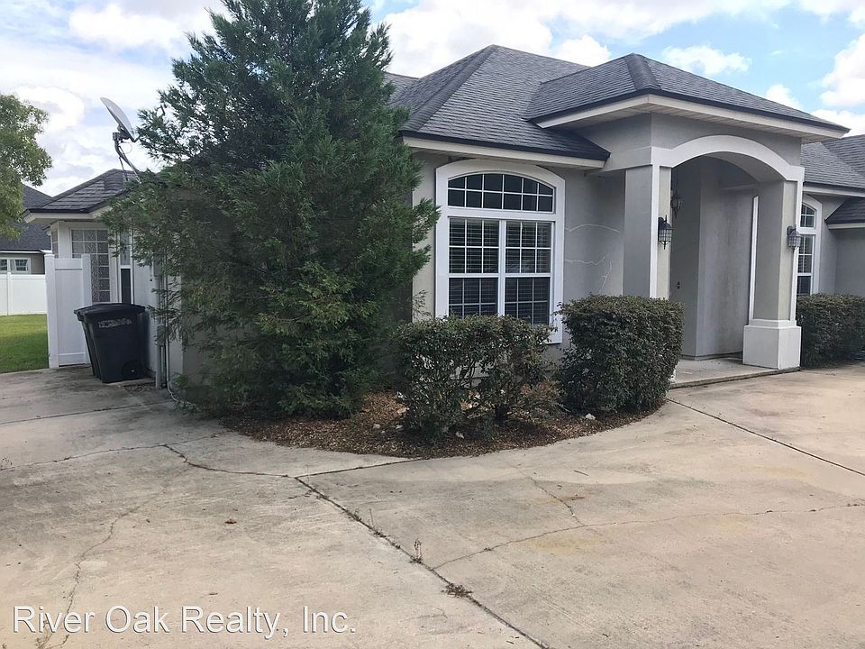 1st image of 3780 Southbank Cir