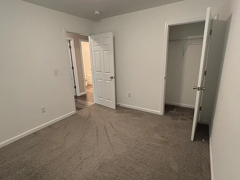 439 Sierra Rd — Photo 9