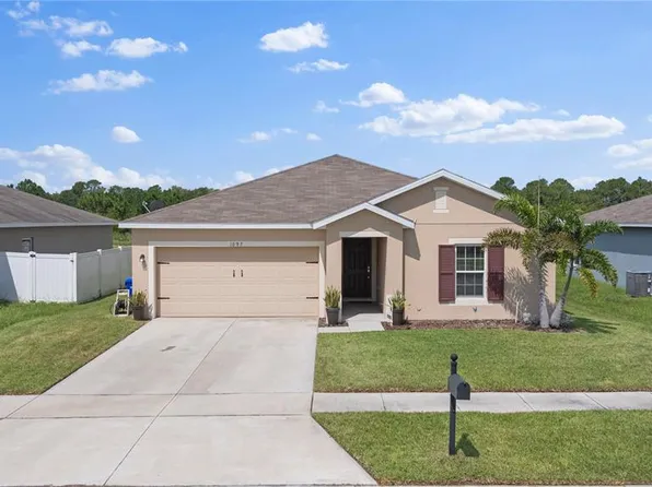 1097 Haines Dr, Winter Haven, FL 33881