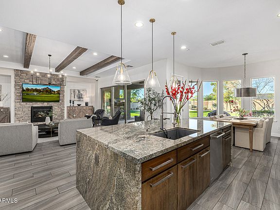 4th image of 3158 E BELLFLOWER Court