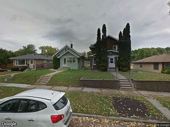 3rd image of 943 Hawthorne Ave E Unit 105