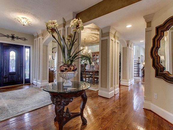 4th image of 5724 Longridge Dr