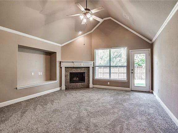 3rd image of 613 Kearley Dr