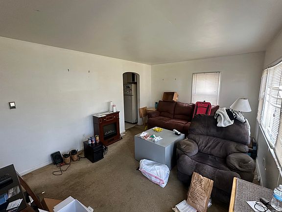 3rd image of 1154 McConnell Dr