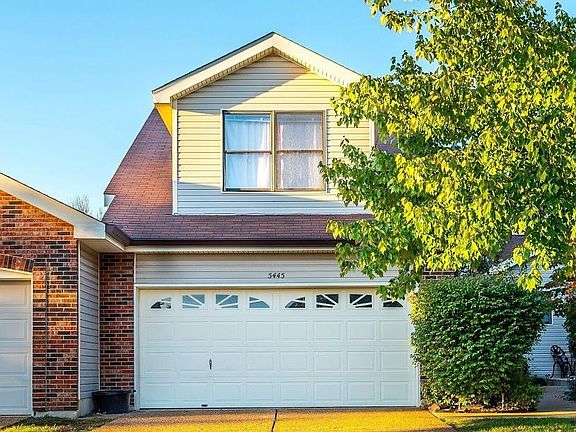 2nd image of 5445 Duchesne Parque Dr