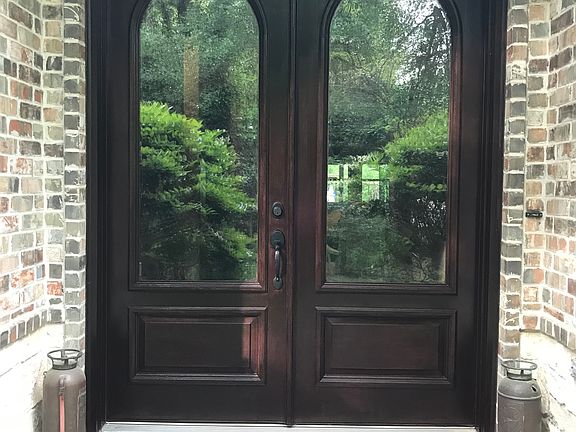 3rd image of 11031 Crawford Cir
