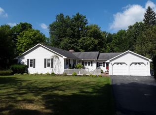 185 Murwood Dr, Moreland Hills, OH